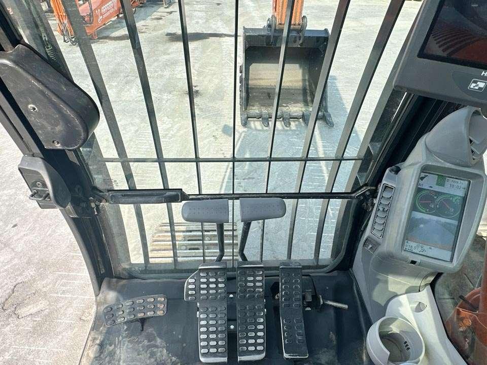 Hitachi ZX350LCN-6 Foto 18