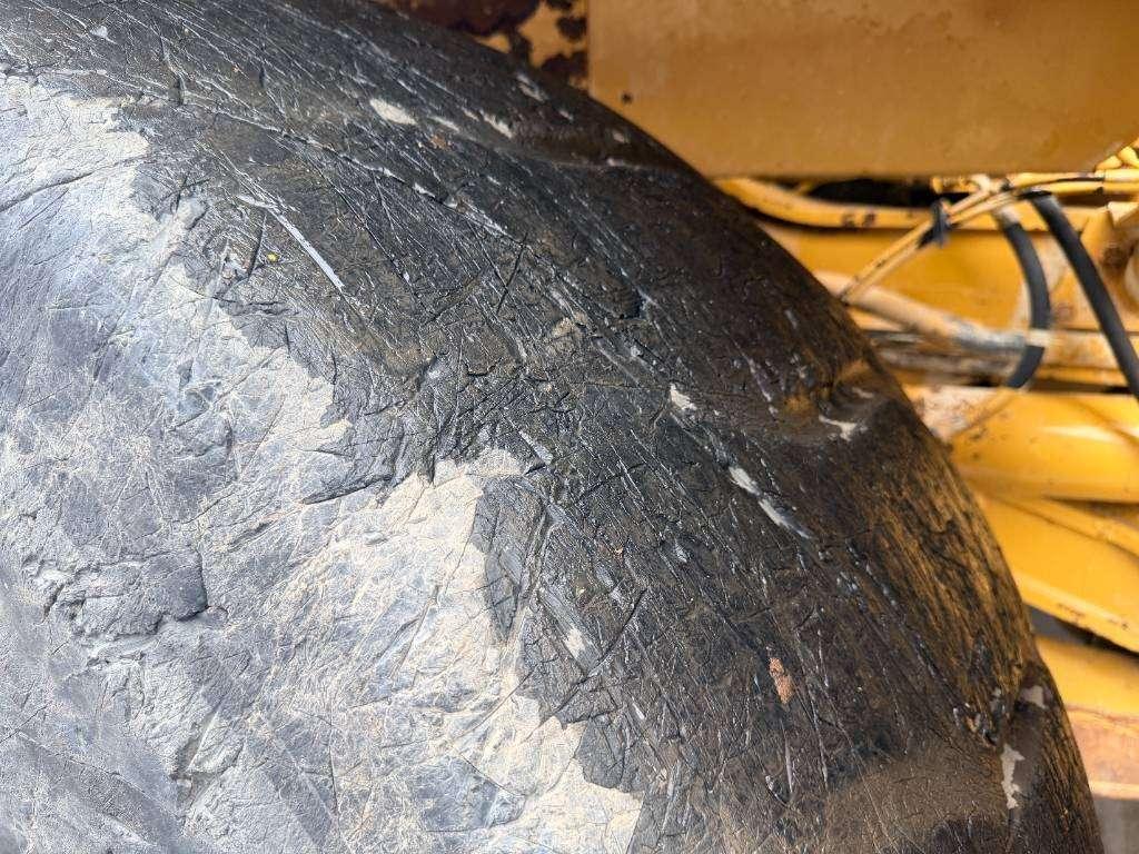 Caterpillar 735 Foto 16