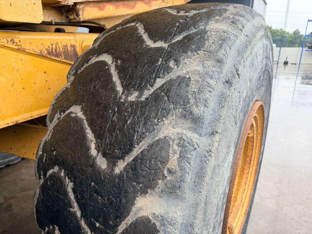 Caterpillar 735 Foto 18