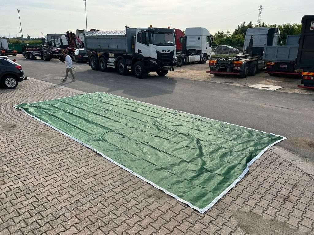 RETE ANTIGRANDINE NUOVA PER COPERTURA CONTAINERS Foto 2