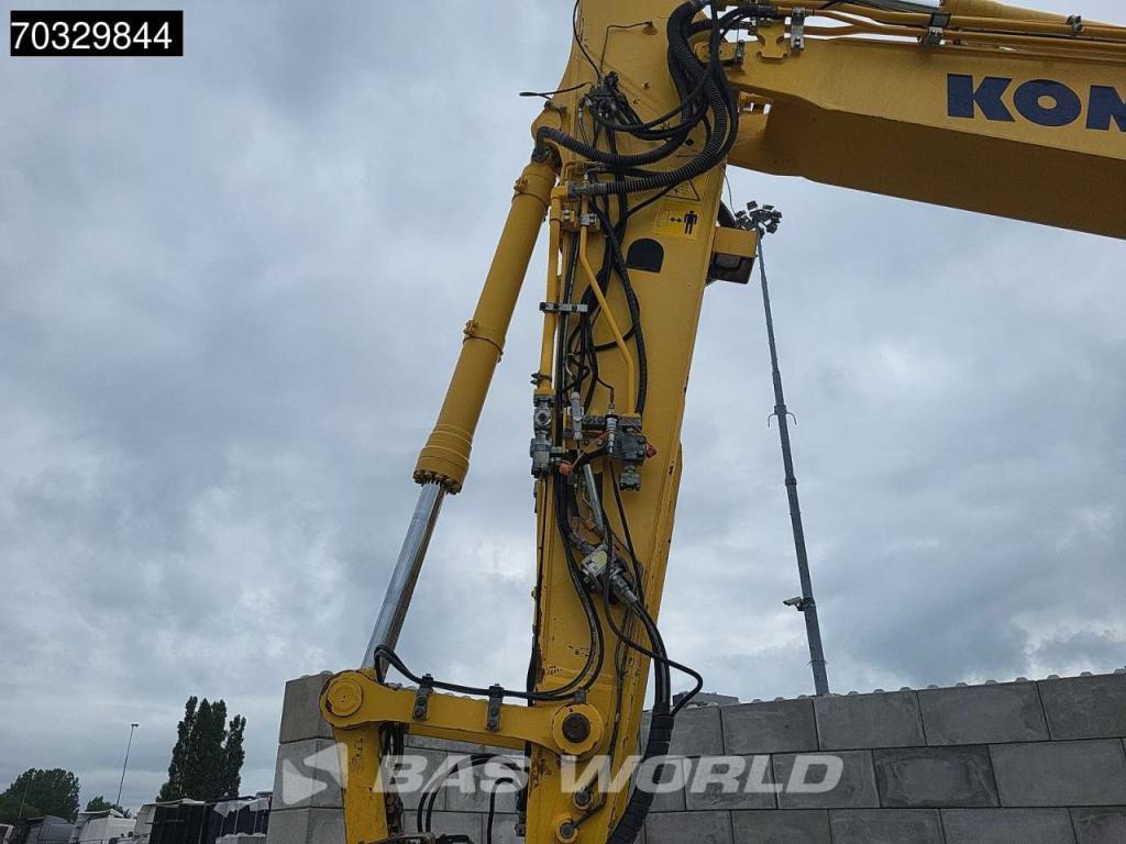 Komatsu HB215 LC -2 Foto 13