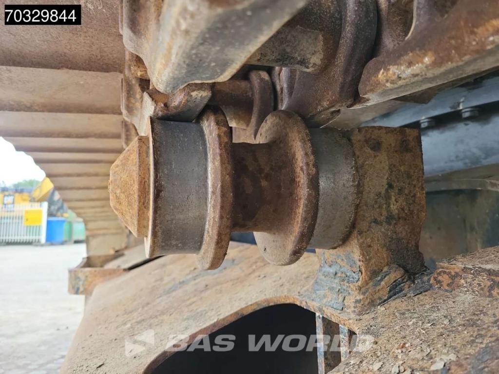 Komatsu HB215 LC -2 Foto 22