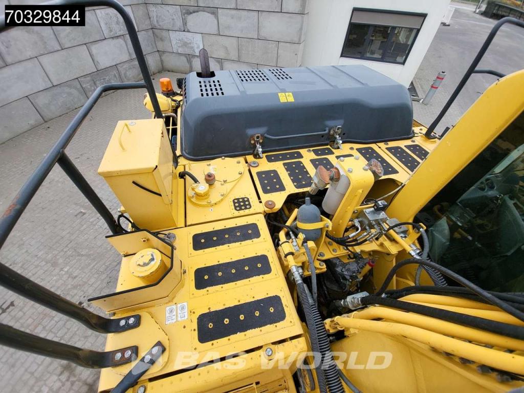 Komatsu HB215 LC -2 Foto 25