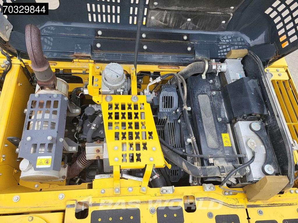 Komatsu HB215 LC -2 Foto 26