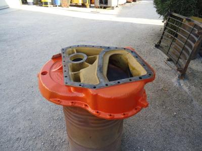 Distanziale sinistro riduttore per Fiat Allis FL14C - AD14C - (CODICE 79000665) in vendita da OLM 90 Srl