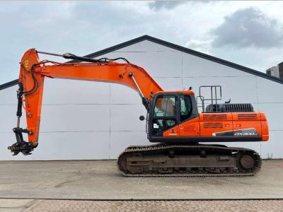 Doosan DX300LC-5 - Hammer Lines / Rear + Side Camera in vendita da Boss Machinery