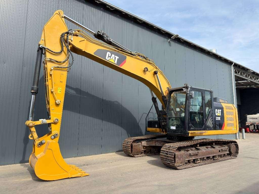 Caterpillar 320E L Foto 1