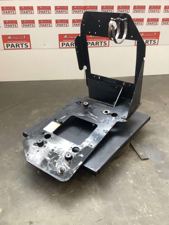 Supporto motore per JLG LIFT 450 AJ Foto 3