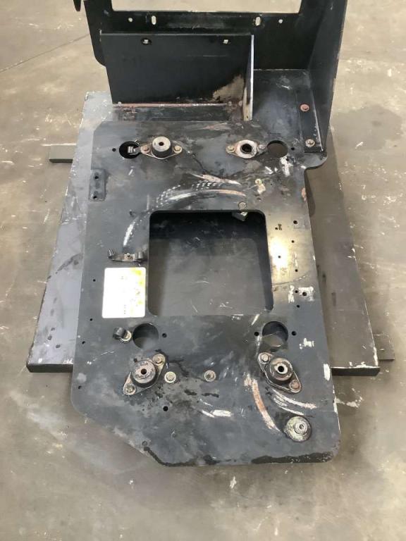 Supporto motore per JLG LIFT 450 AJ Foto 4