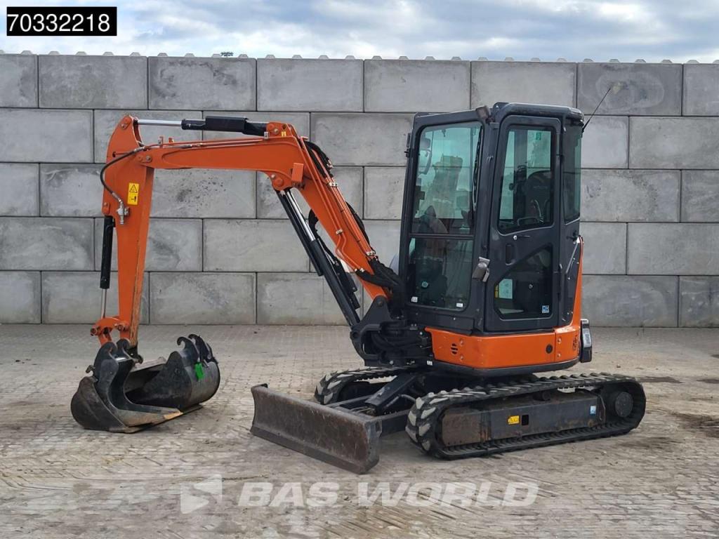 Hitachi ZX33 U-6 CLR A/C - 3 Buckets Foto 2