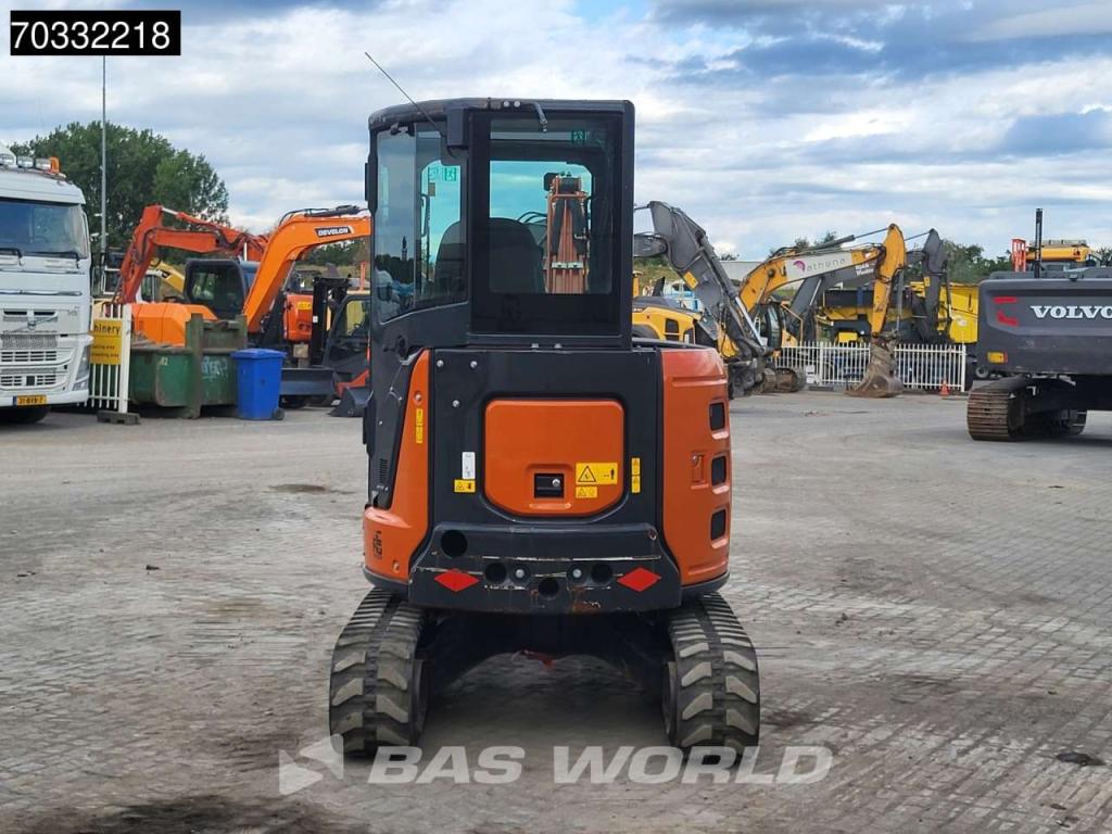 Hitachi ZX33 U-6 CLR A/C - 3 Buckets Foto 5