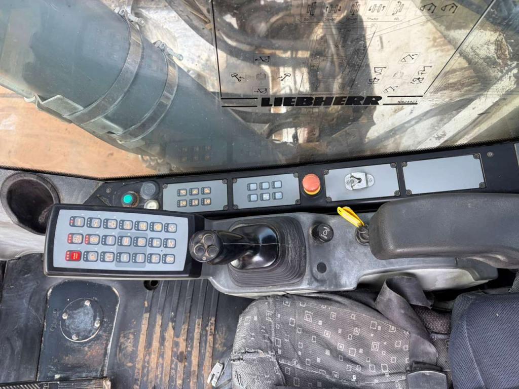 Liebherr R950 SHD (R945 / R946) Foto 21