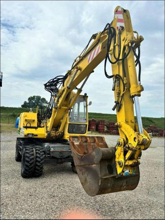 Liebherr A 900 C Foto 2
