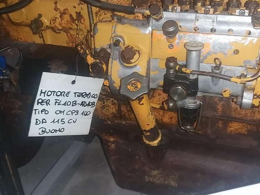 Motore a scoppio per Fiat Allis FL10B-AD10B Foto 6
