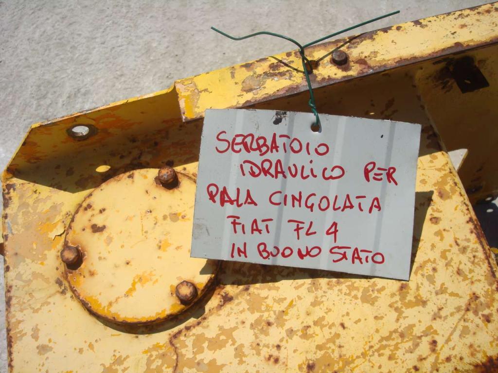 Serbatoio olio idraulico per Fiat Allis FL 4C Foto 4