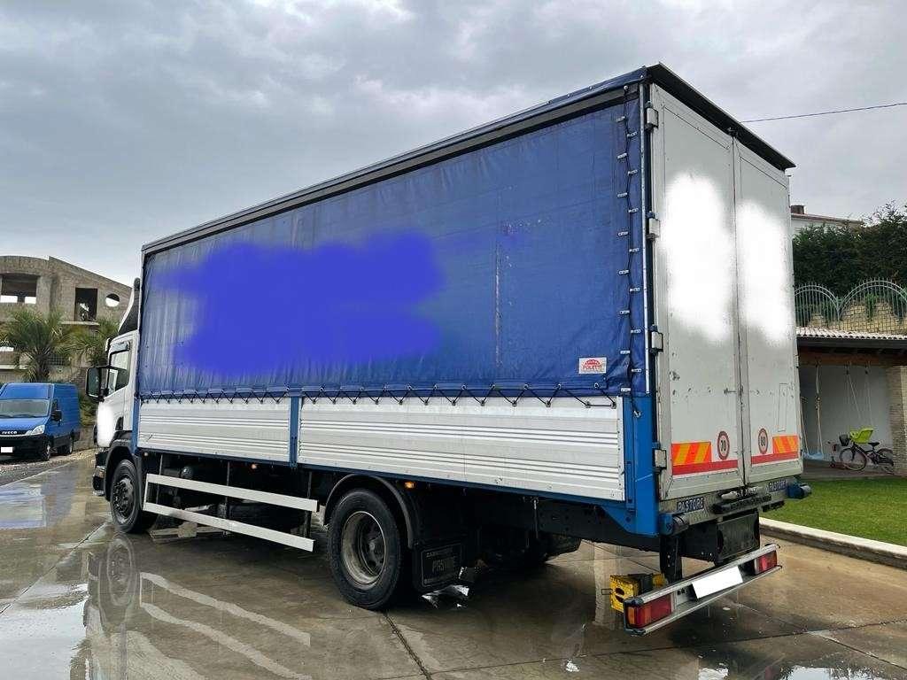 Scania P 94 260 Foto 6