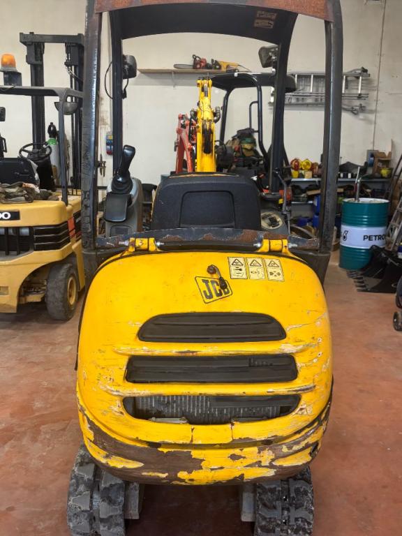 JCB 8016 Foto 4