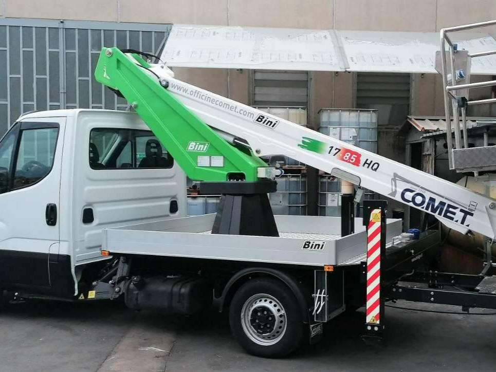 Comet Officine 17/2/8 Foto 14
