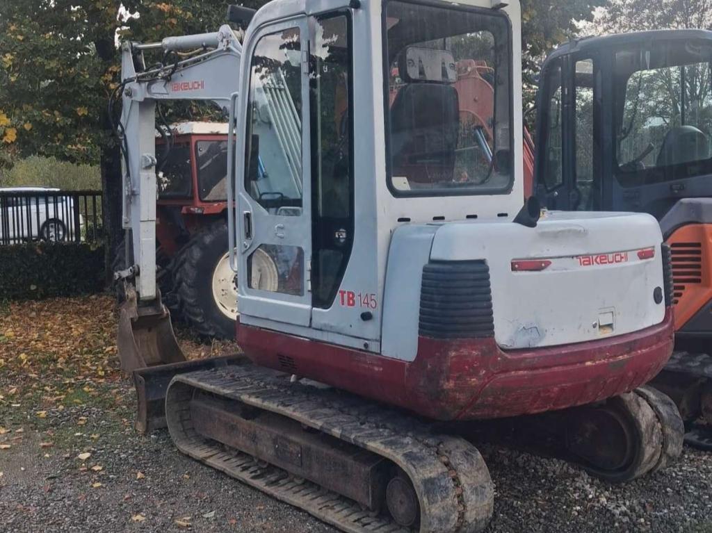 Takeuchi TB145 Foto 1