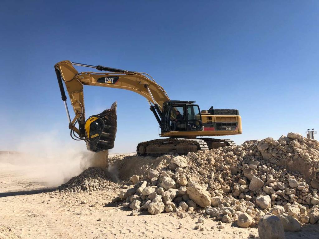 MB CRUSHER BF135.8 Foto 3
