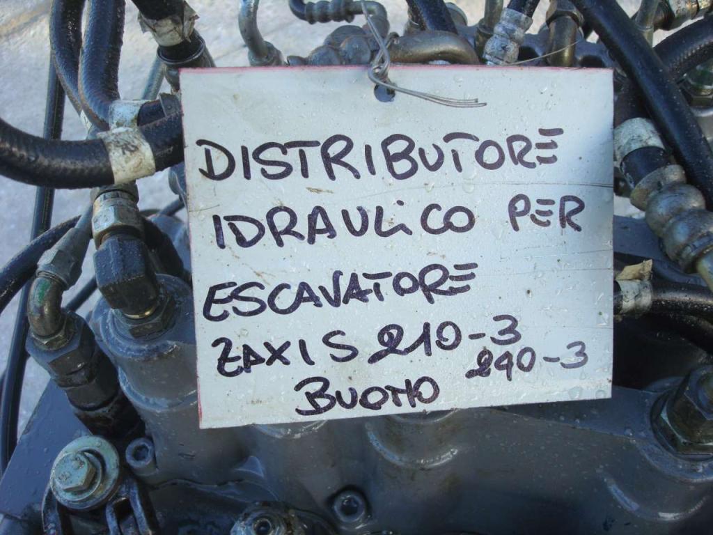 Distributore idraulico per ZAXIS 210.3  E 240.3 Foto 4