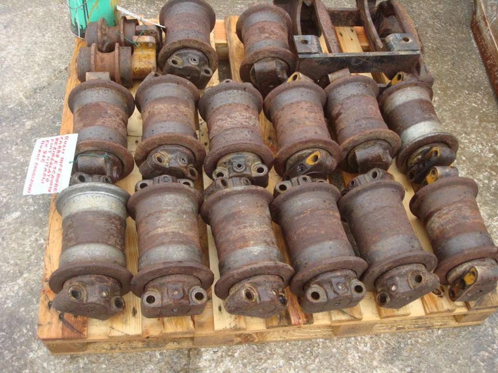 Rulli inferiori per Fiat Hitachi EX 215 Foto 2