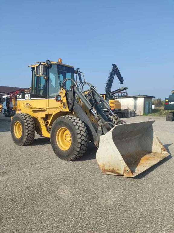 Caterpillar IT24F Foto 5