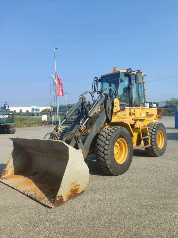 Caterpillar IT24F Foto 6