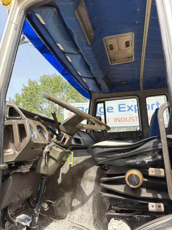 Iveco 330.30 POMPA CIFA 36 metri Foto 15