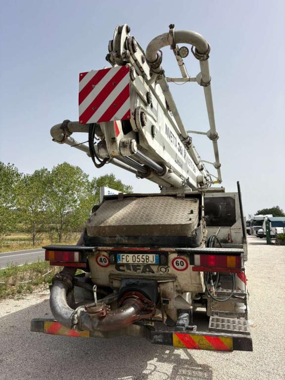 Iveco 330.30 POMPA CIFA 36 metri Foto 2