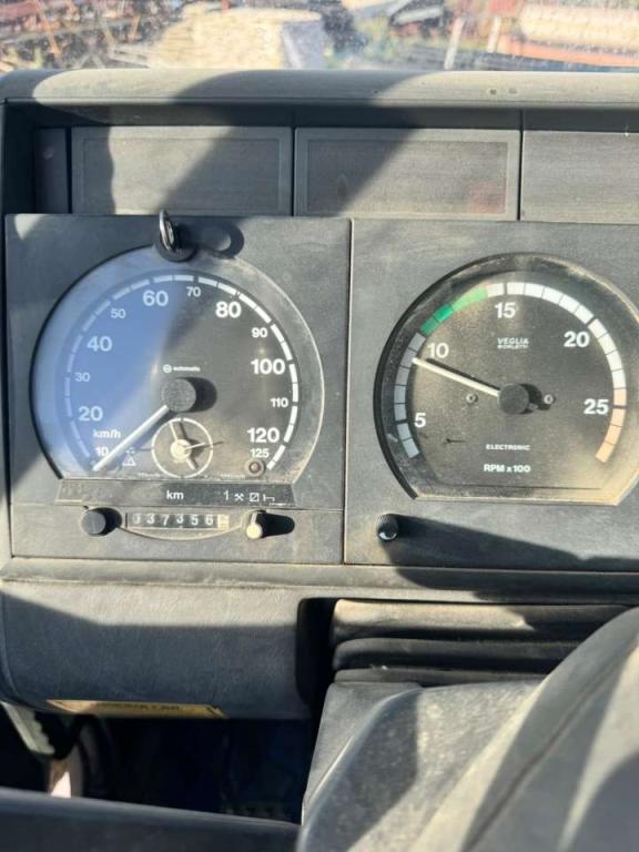 Iveco 410E44H Foto 10