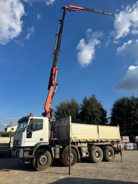 Iveco 410E44H Foto 2
