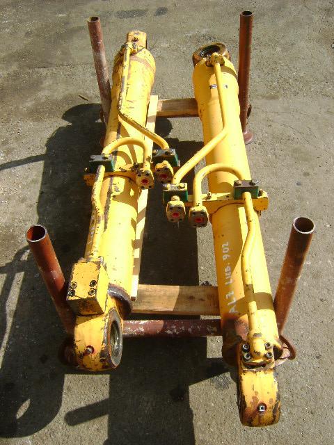 Kit pistone / Cilindro idraulico per Liebherr 902 Foto 2