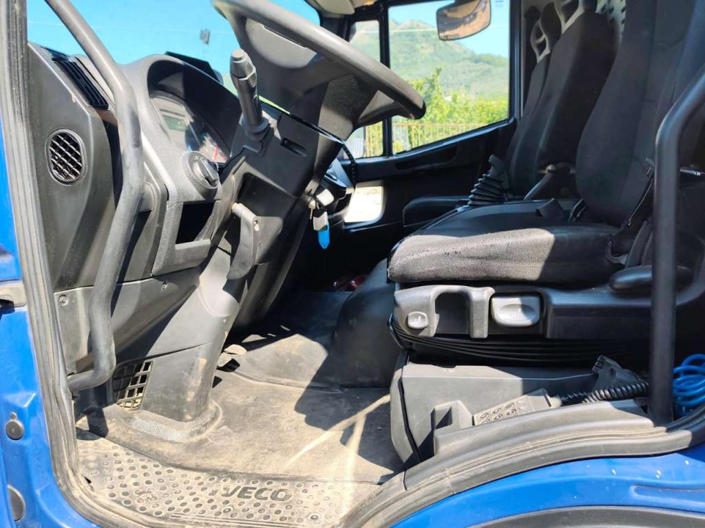 Iveco EUROCARGO CUBE 120-220 Foto 11