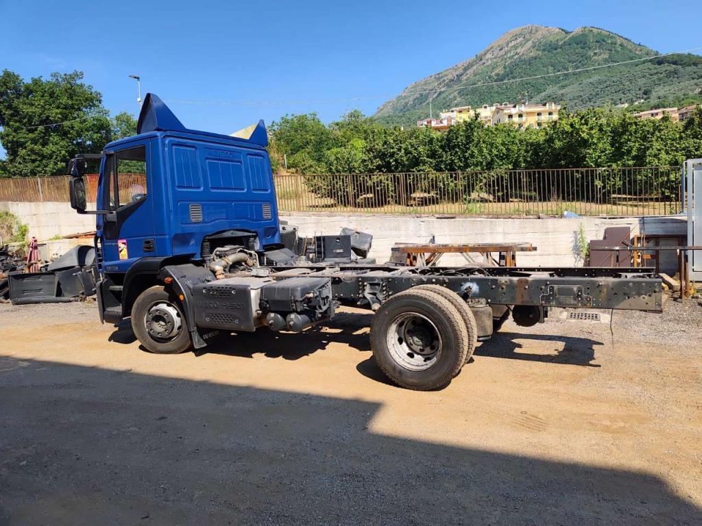 Iveco EUROCARGO CUBE 120-220 Foto 27