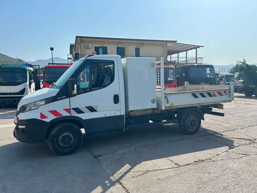 Iveco DAILY 35-120 Foto 18