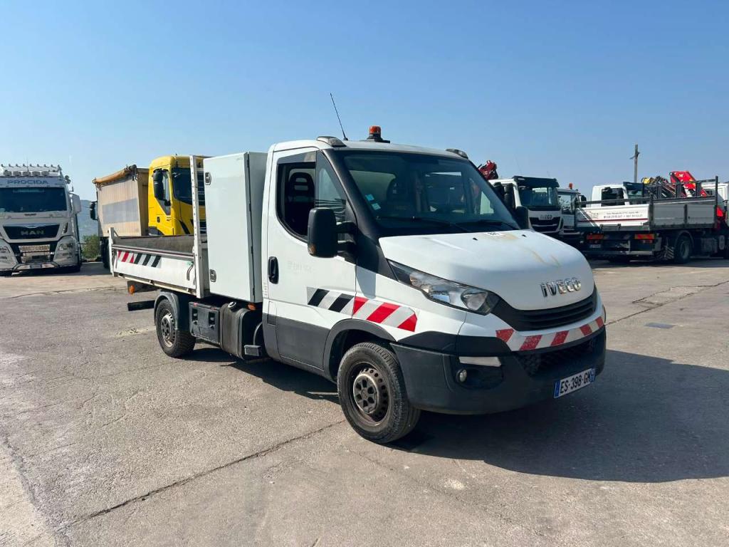 Iveco DAILY 35-120 Foto 24
