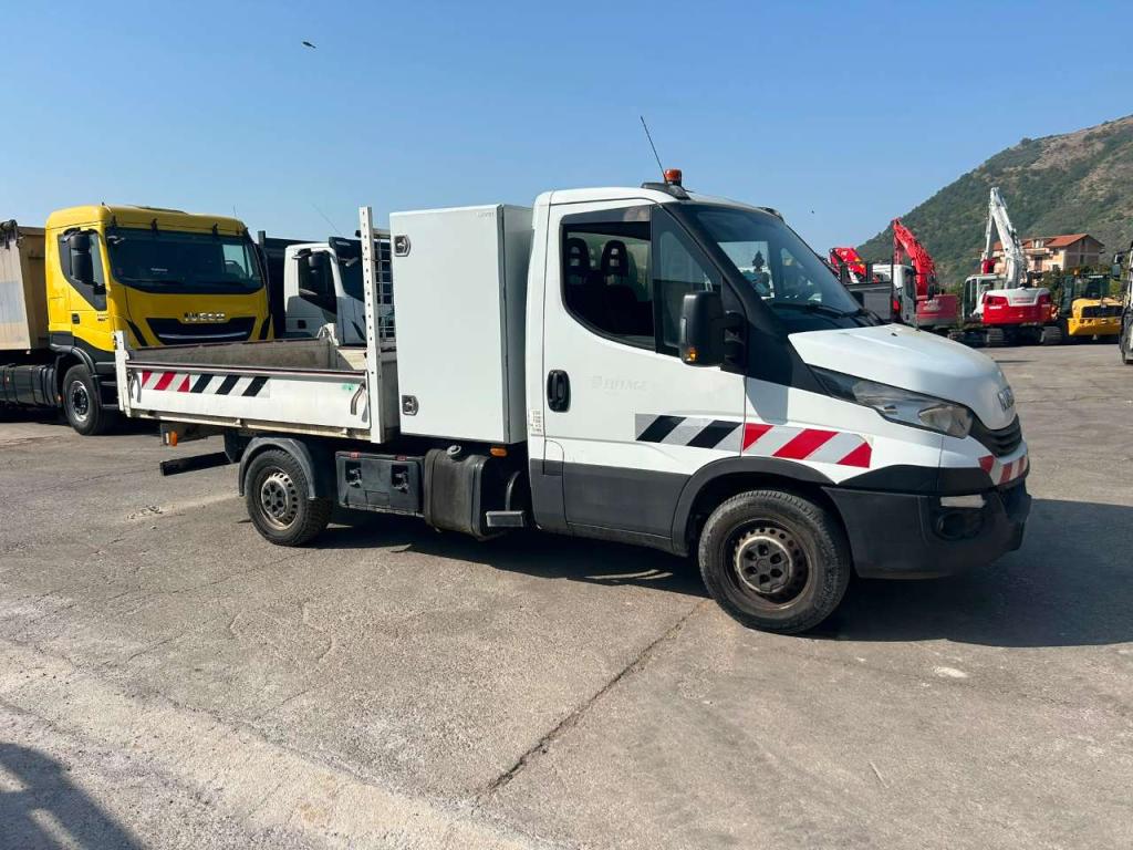 Iveco DAILY 35-120 Foto 26