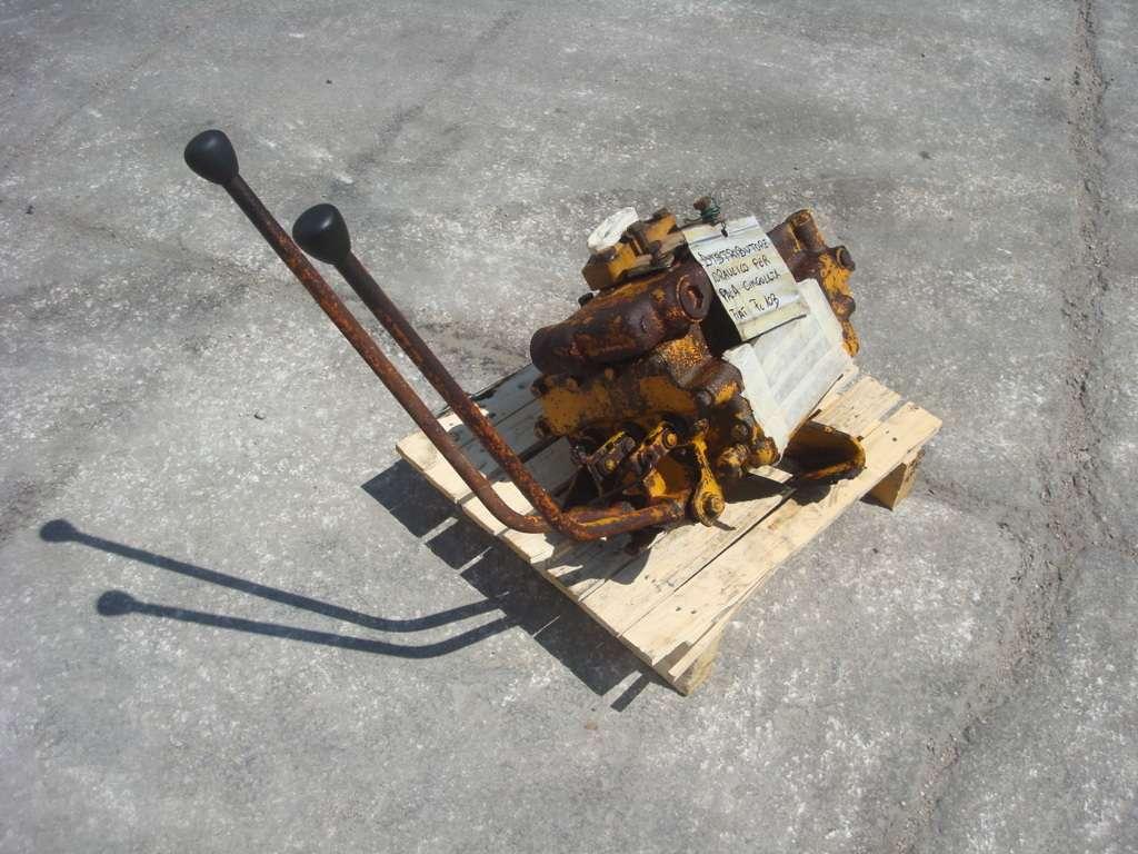 Distributore idraulico per Fiat Allis FL10B Foto 4