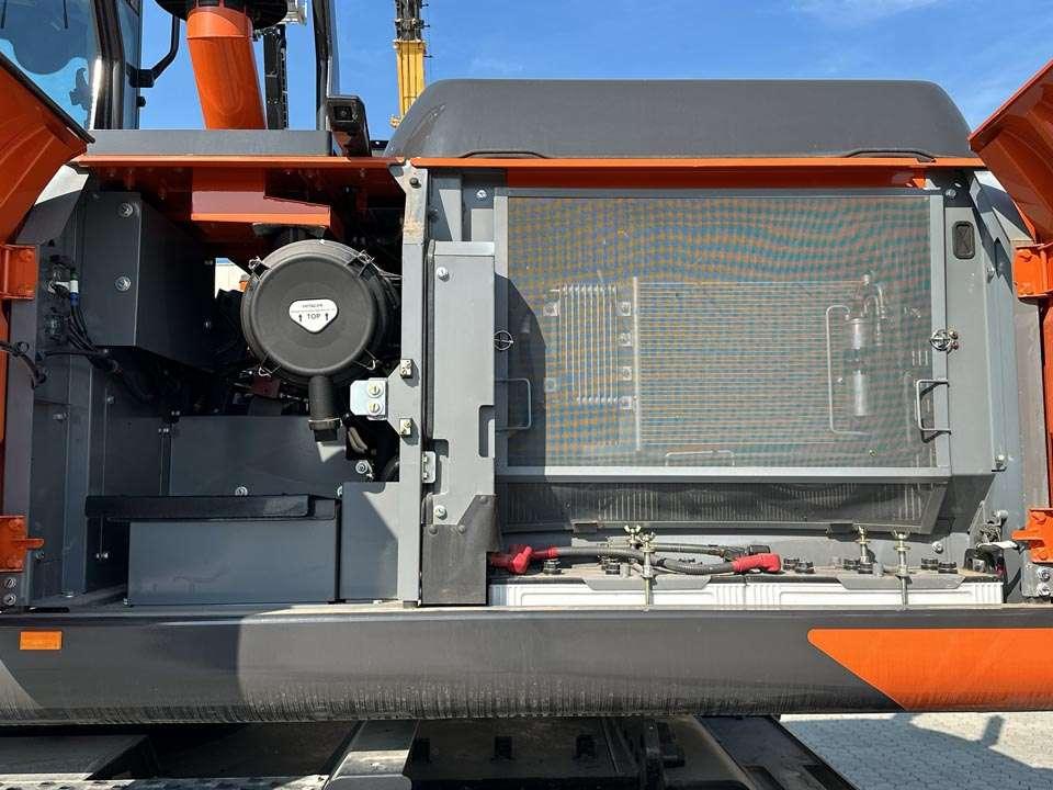 Hitachi ZX220W-7 Foto 13