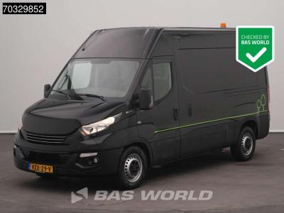 Iveco Daily 35S16 L2H2 Airco Cruise Parkeersensoren Trekhaak 3,5t Trekgewicht Euro6 L2 A/C Towbar Cruise in vendita da BAS World B.V.