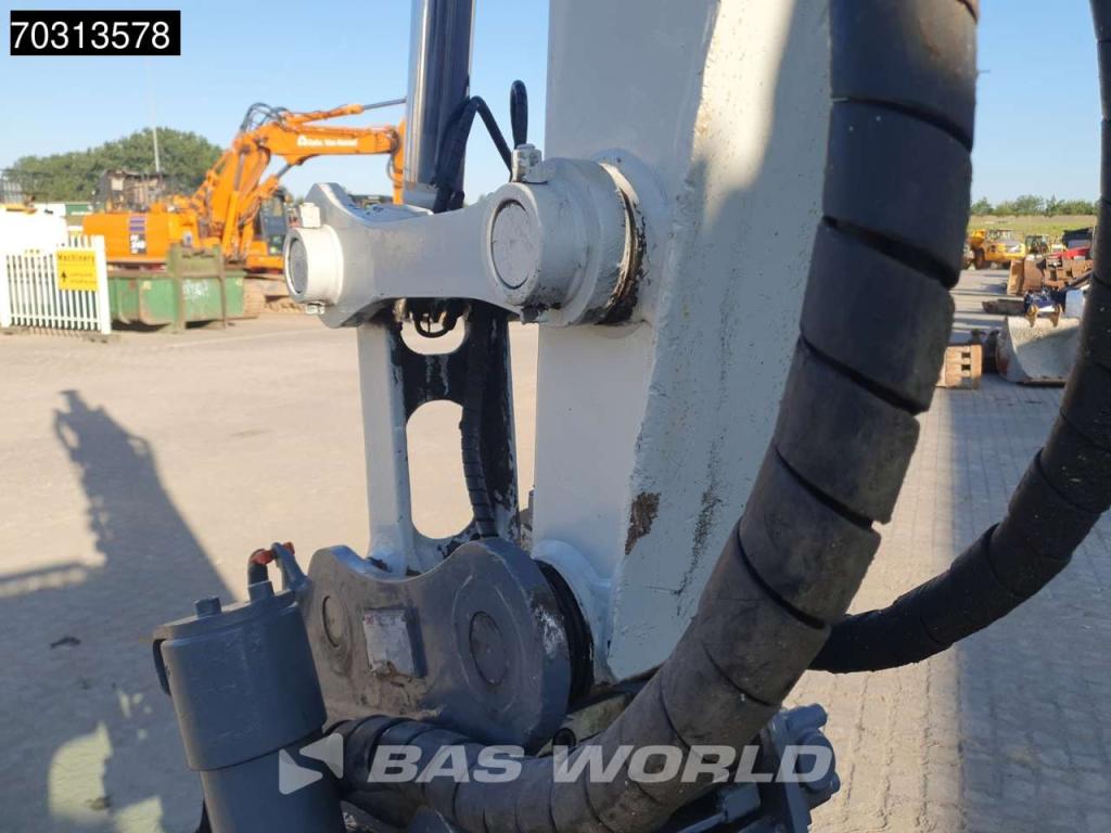 Takeuchi TB295 W Foto 13