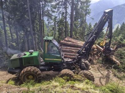 John Deere 1470D in vendita da Balavto