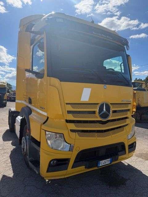 Mercedes-Benz Actros 1842 Foto 2