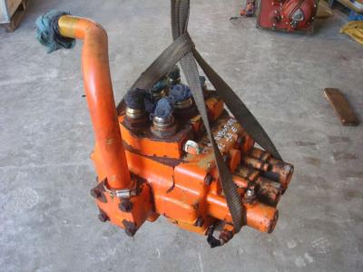 Distributore idraulico per FL14E in vendita da OLM 90 Srl