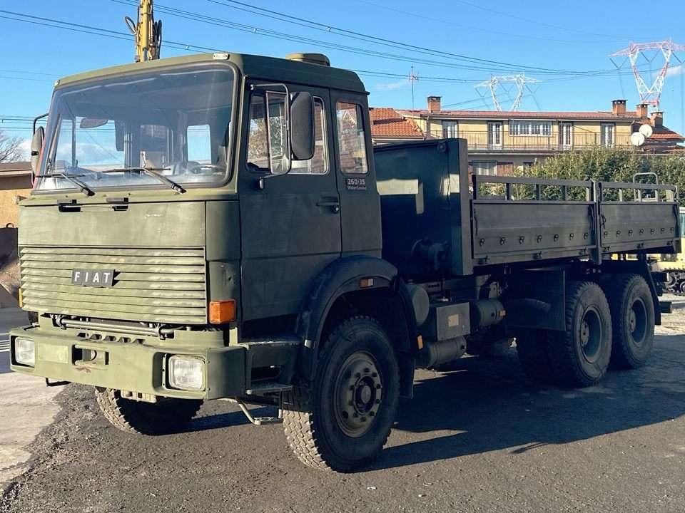 Iveco 260-35 6x4 Foto 1
