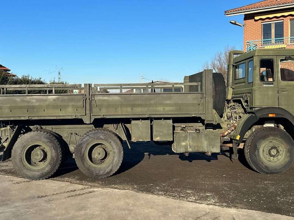 Iveco 260-35 6x4 Foto 19