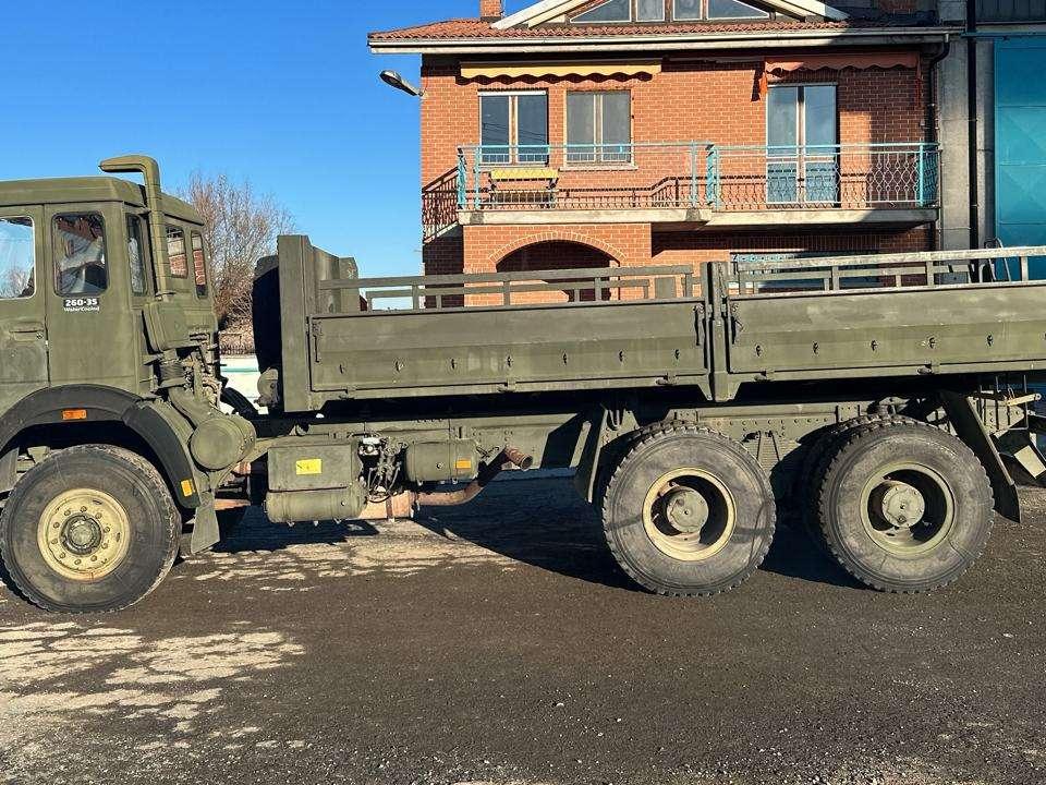 Iveco 260-35 6x4 Foto 2