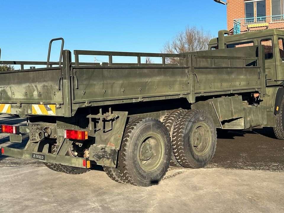 Iveco 260-35 6x4 Foto 20