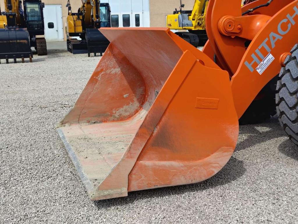 Hitachi ZW 180-6 Foto 19